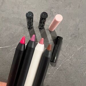 Kylie Cosmetics trio lip liner 
Plus Colourpop x Shayla NEW